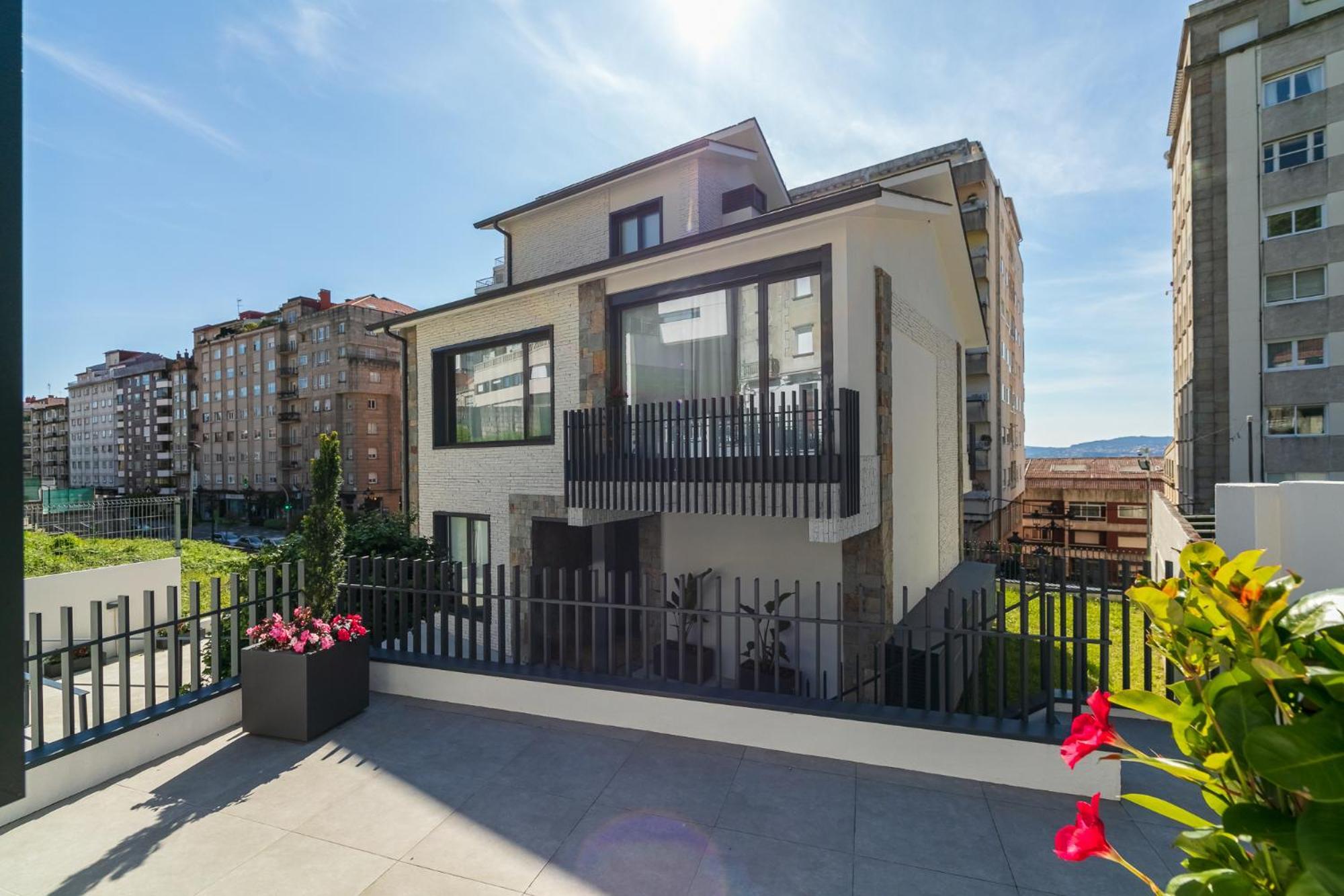 Elegante Y Luminoso En - Apto 3 By Apartamento